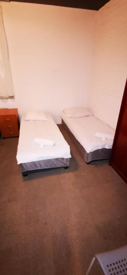 Hostel Warszawa-Ursus Екстер'єр фото