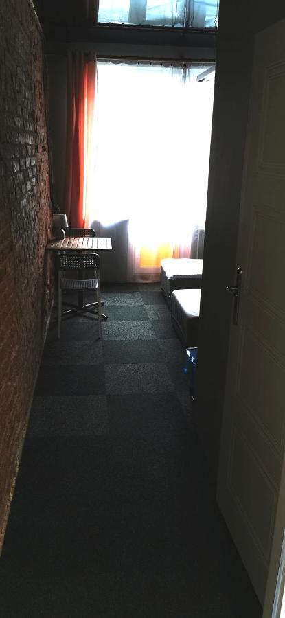 Hostel Warszawa-Ursus Екстер'єр фото