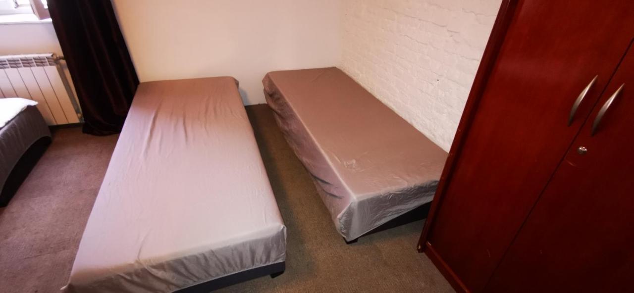 Hostel Warszawa-Ursus Екстер'єр фото