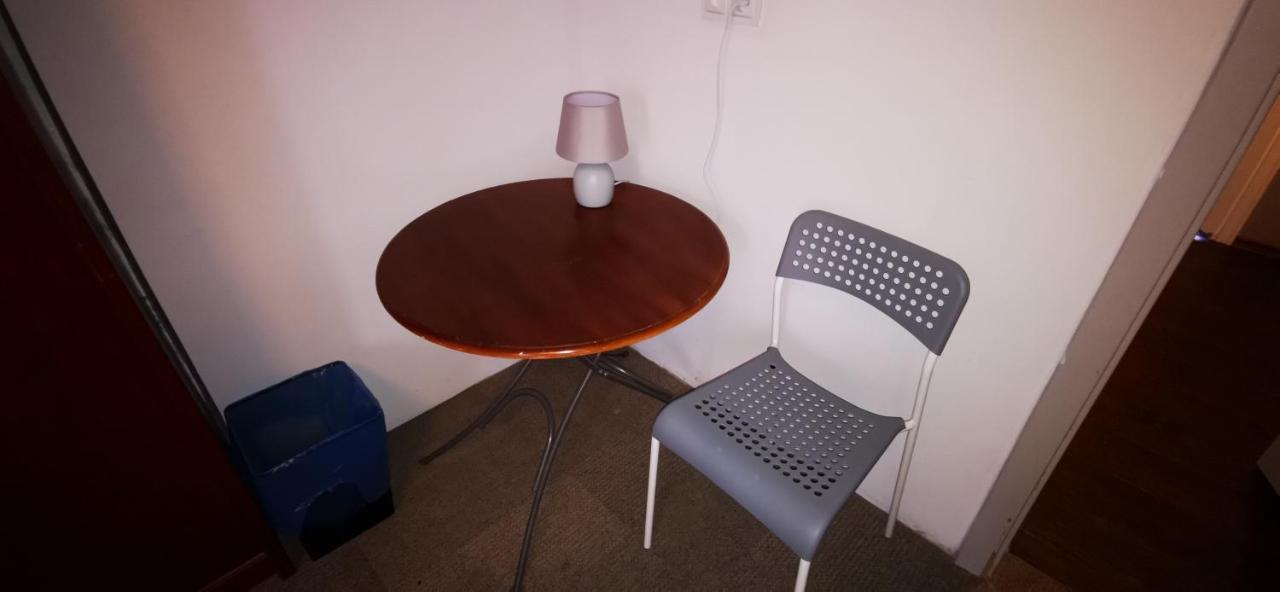 Hostel Warszawa-Ursus Екстер'єр фото